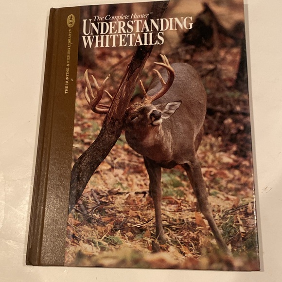 Lot of 2 Books From “The Complete Hunter” - Picture 2 of 4